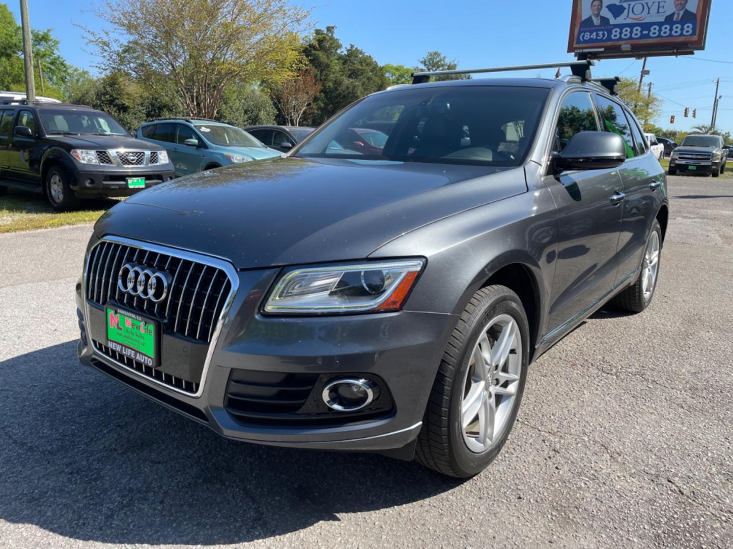 2015 GRAY AUDI Q5 2.0T QUATTRO PREMIUM PLUS (WA1LFAFP1FA) with an 2.0L engine, Automatic transmission, located at 5103 Dorchester Rd., Charleston, SC, 29418-5607, (843) 767-1122, 36.245171, -115.228050 - Photo#2